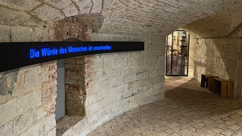 Eingang zum Dokumentationszentrum Oberer Kuhberg in Ulm. Die ehemalige Militärfestung war in der Nazizeit Konzentrationslager. 