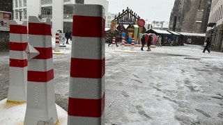 Poller am Eingang des Weihnachtsmarkts in Ulm