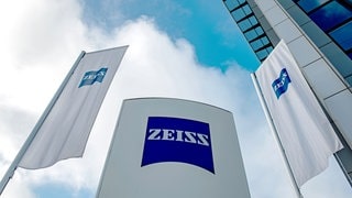 vDie Firma Zeiss aus Oberkochen hat am Dienstag ihre Zahlen für das vergangene Geschäftsjahr veröffentlicht