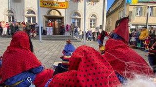 Bürgermeister entmachtet: Panscherhexen in Giengen stürmen das Rathaus