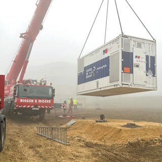 Am Campus der Technischen Hochschule wird am Dienstag der größte Energie- und Batteriespeicher Ulms aufgestellt. 