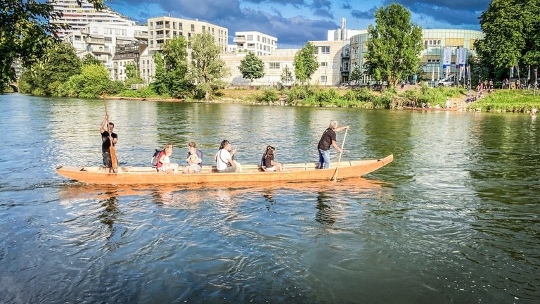 Mit Fähren, Zillen und Schachteln ging es von Ulm nach Neu-Ulm und umgekehrt - Eindrücke vom Donaufest 2024