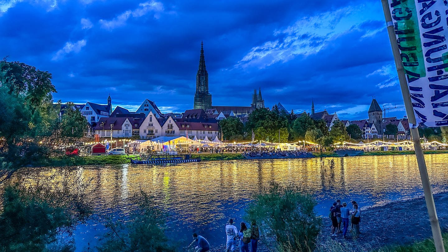 Zehn Tage lang war an den Ufern von Ulm und Neu-Ulm richtig was los, am Sonntagabend ist das Internationale Donaufest zu Ende gegangen.