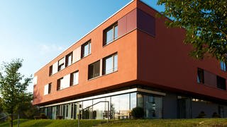 Das Seniorenheim Alexanderstift in Lorch im Ostalbkreis wird Mitte des kommenden Jahres wegen Personalmangels schließen. 