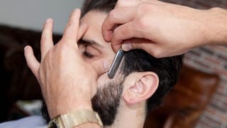 Die Handwerkskammer Ulm will mit Kontrollen verstärkt gegen Schwarzarbeit in Barbershops vorgehen.