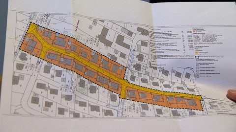 Die Wiesenstraße auf dem Papier. Nur eines der Häuser in Bermaringen wird aufgestockt. Weil es nun aber alle dürften, gab es einen einmaligen Abwasserbescheid in vierstelliger Höhe. 