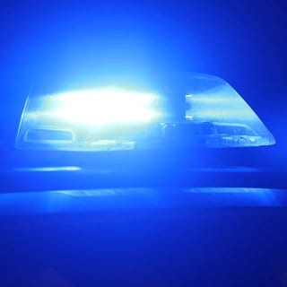 Am Sonntagabend verstirbt ein 42-jähriger Mann nach einem Polizeieinsatz in Ulm. Das Landeskriminalamt ermittelt.  