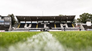 Am Freitag ist Schalke 04 zu Gast beim SSV Ulm im Donaustadion - aufgrund eines "Systemfehlers" kam es zu Stornierungen der Tickets von Schalke-Fans.