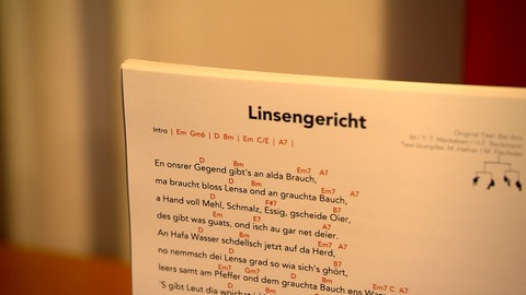 Die Noten von "Linsengericht", dem größten Hit der Stumpfes, gibt es jetzt auch in einem Liederbuch der Zieh- und Zupfkapelle.