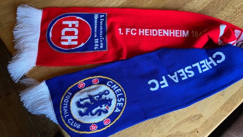 Ein Fanschal des 1. FC Heidenheim zum Spiel gegen den FC Chelsea. Der englische Topclub spielt am Donnerstag in der Voith-Arena.