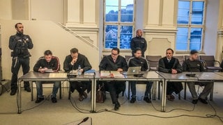 Ein 18-Jähriger aus Schwäbisch Gmünd muss wegen versuchten Totschlags für fünf Jahre und sechs Monate ins Gefängnis.