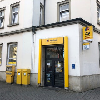 Die Postfiliale am Heidenheimer Hauptbahnhof ist ab dem 3. Februar dauerhaft geschlossen. Heidenheim verliert damit seine Hauptpost. Auch die Postbank gibt es dann nicht mehr.