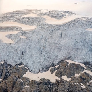 Das Gletschergebiet Wasserfallferner in den Ötztaler Alpen in Österreich (Sujetbild). Jetzt steht fest, dass dort vor 60 Jahren ein Skifahrer aus Schwäbisch Gmünd in eine Gletscherspalte stürzte. Seine Überreste waren im vergangenen Sommer entdeckt und jetzt identifiziert worden.