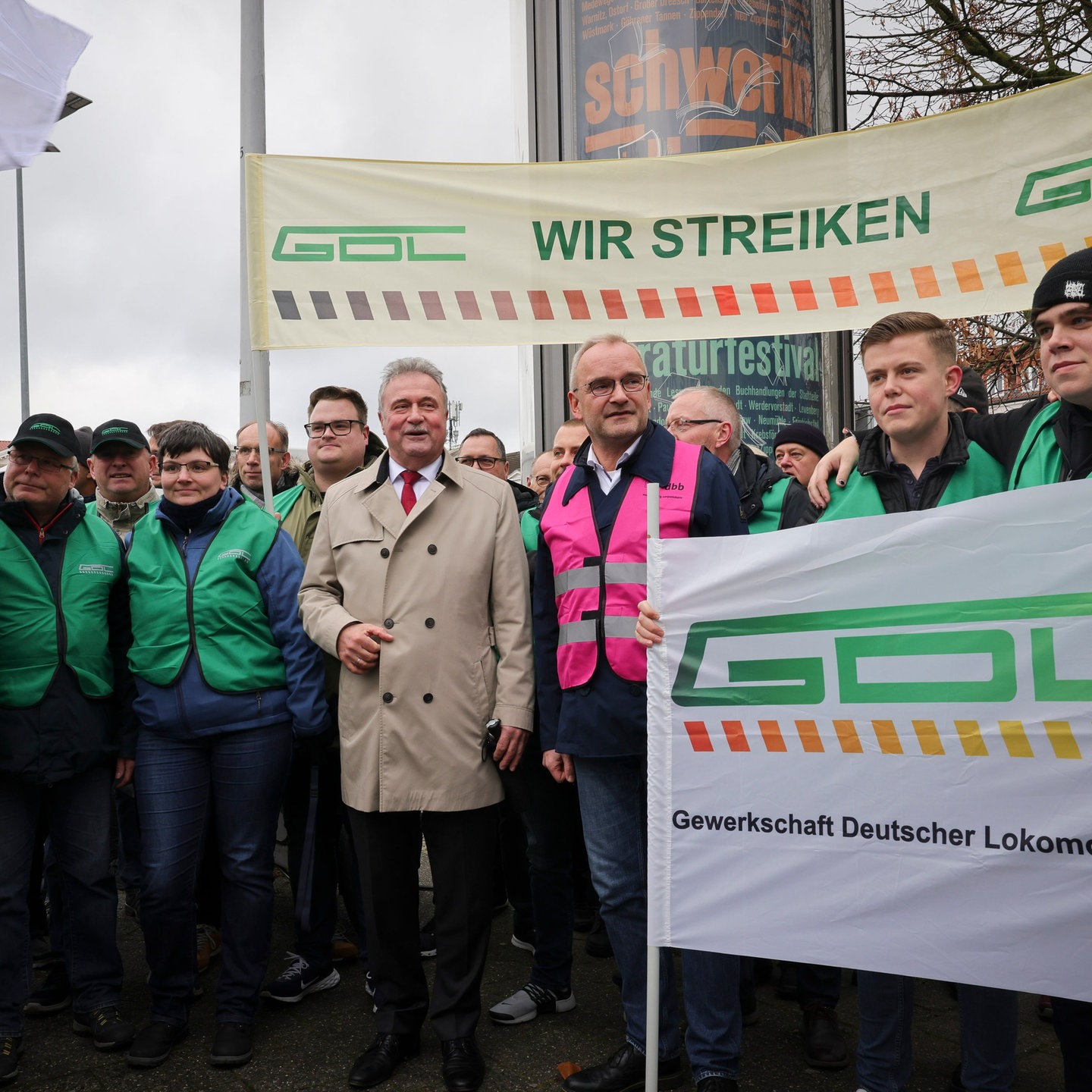 Streikforscher Erklärt: Warum Die GDL Im Tarifstreit Mit Der Bahn Auf ...