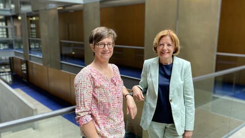 Malu Dreyer (Ministerpräsidentin Rheinland Pfalz) und Eva Ellermann (ARD-Korrespondentin) 
