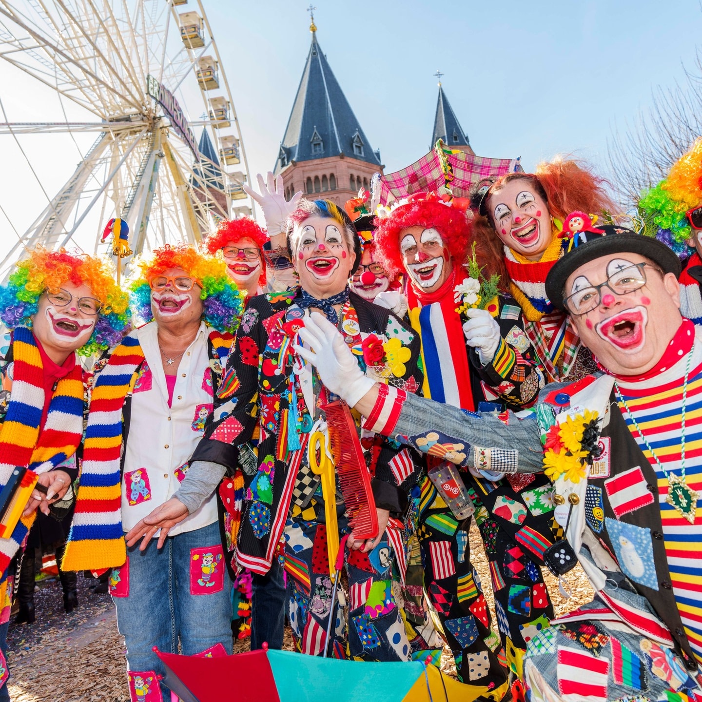 Begeisterung Beim Rosenmontagszug In Mainz - SWR Aktuell