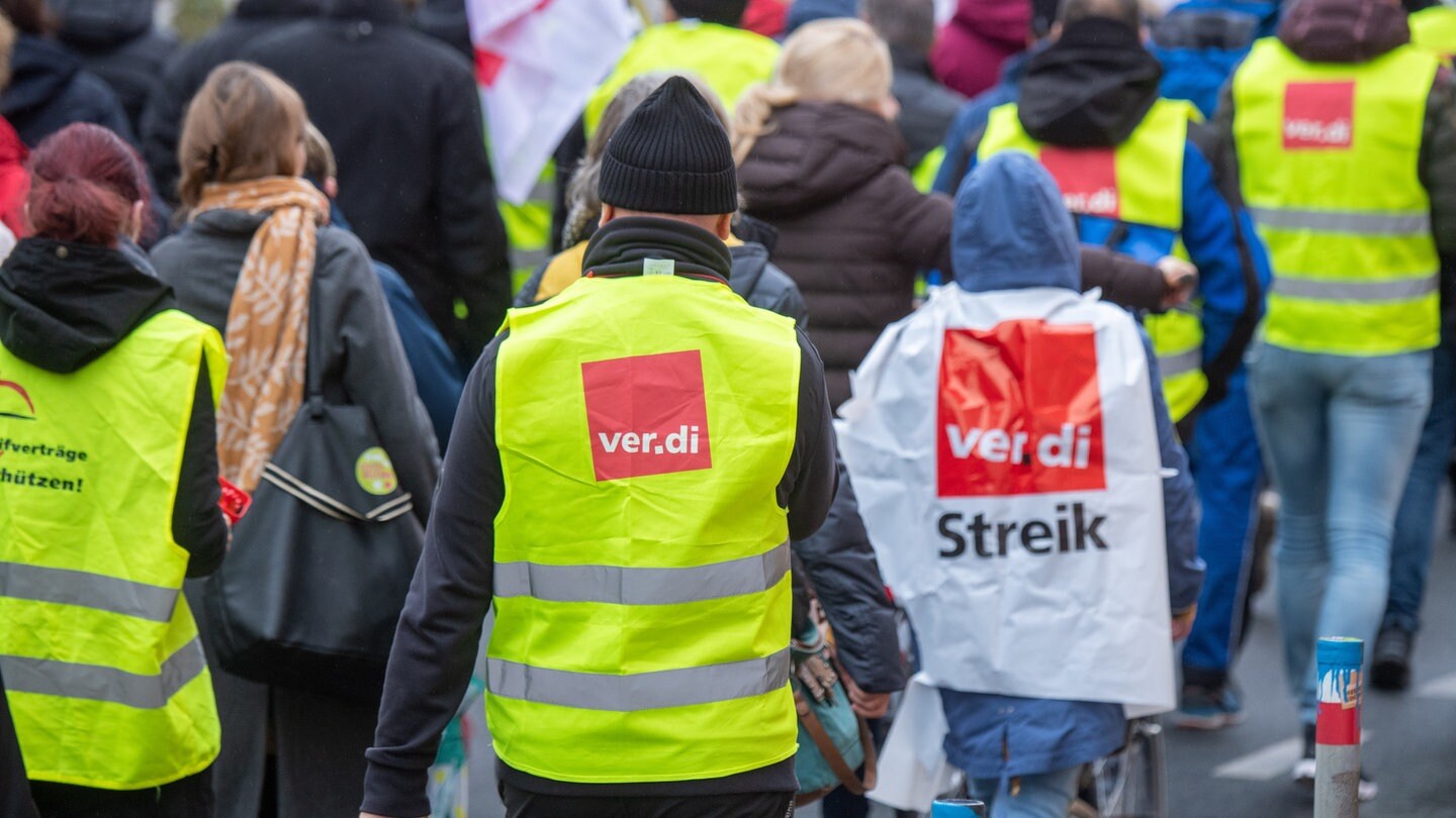 Ver.di-Warnstreiks In Der Region Neckar-Alb - SWR Aktuell