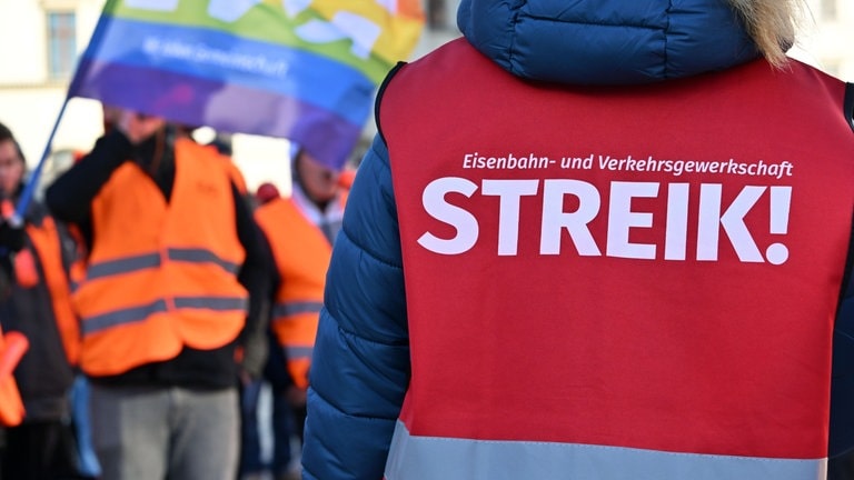 Am Freitag Bundesweiter Warnstreik Bei Der Bahn - SWR Aktuell