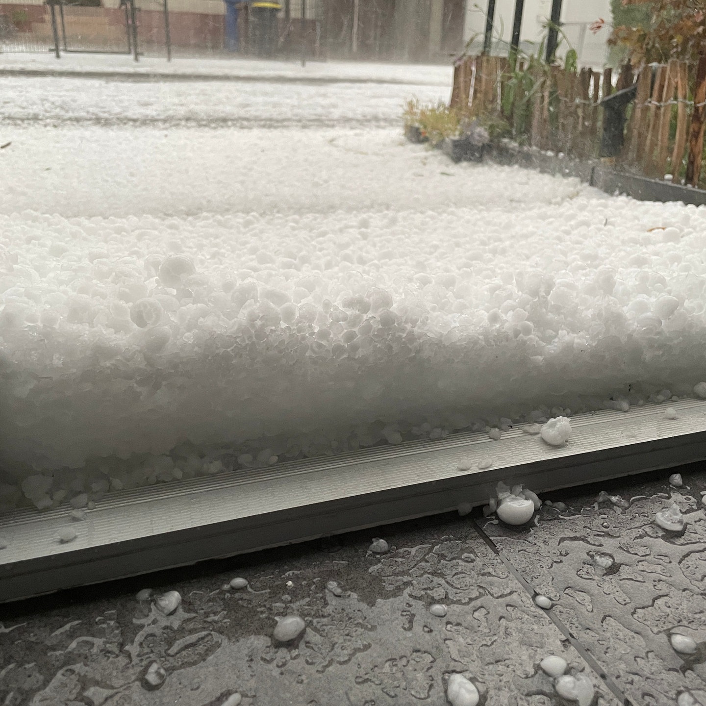 Schweres Unwetter Mit Hagel In Worms - SWR Aktuell