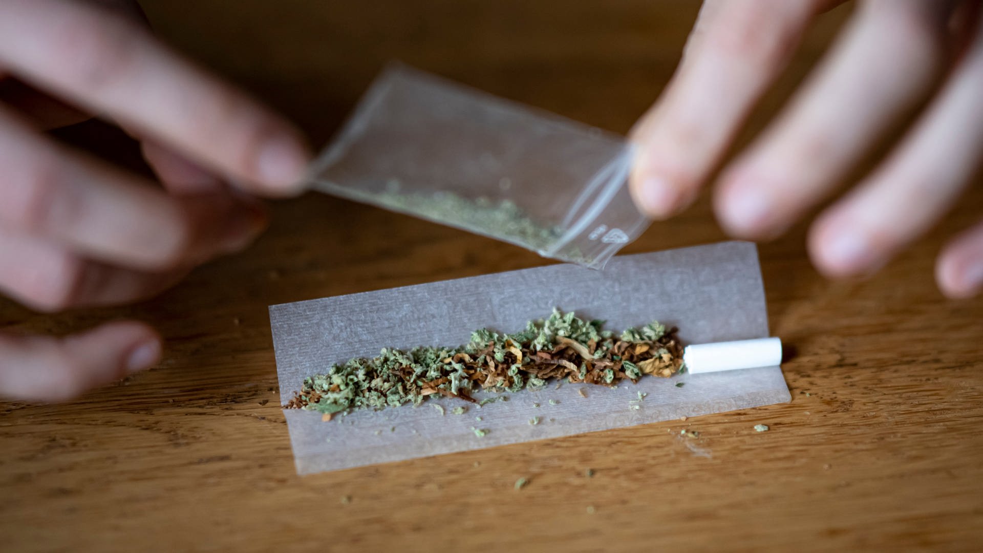 ++ Cannabis-Legalisierung ++ Sturmschäden ++ Mainz 05 beim Tabellenführer ++