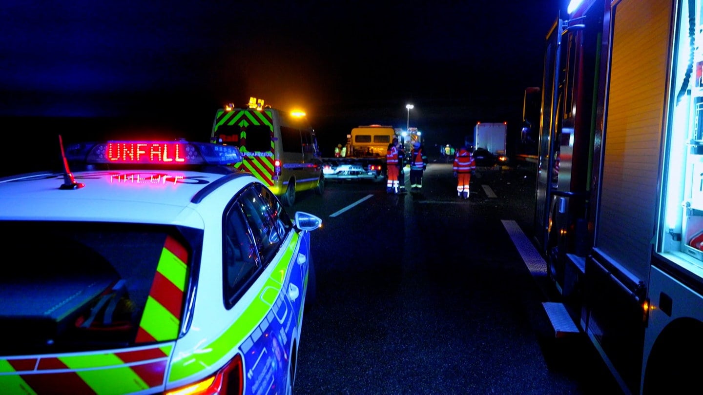 Tödlicher Unfall Auf Der B9 - SWR Aktuell