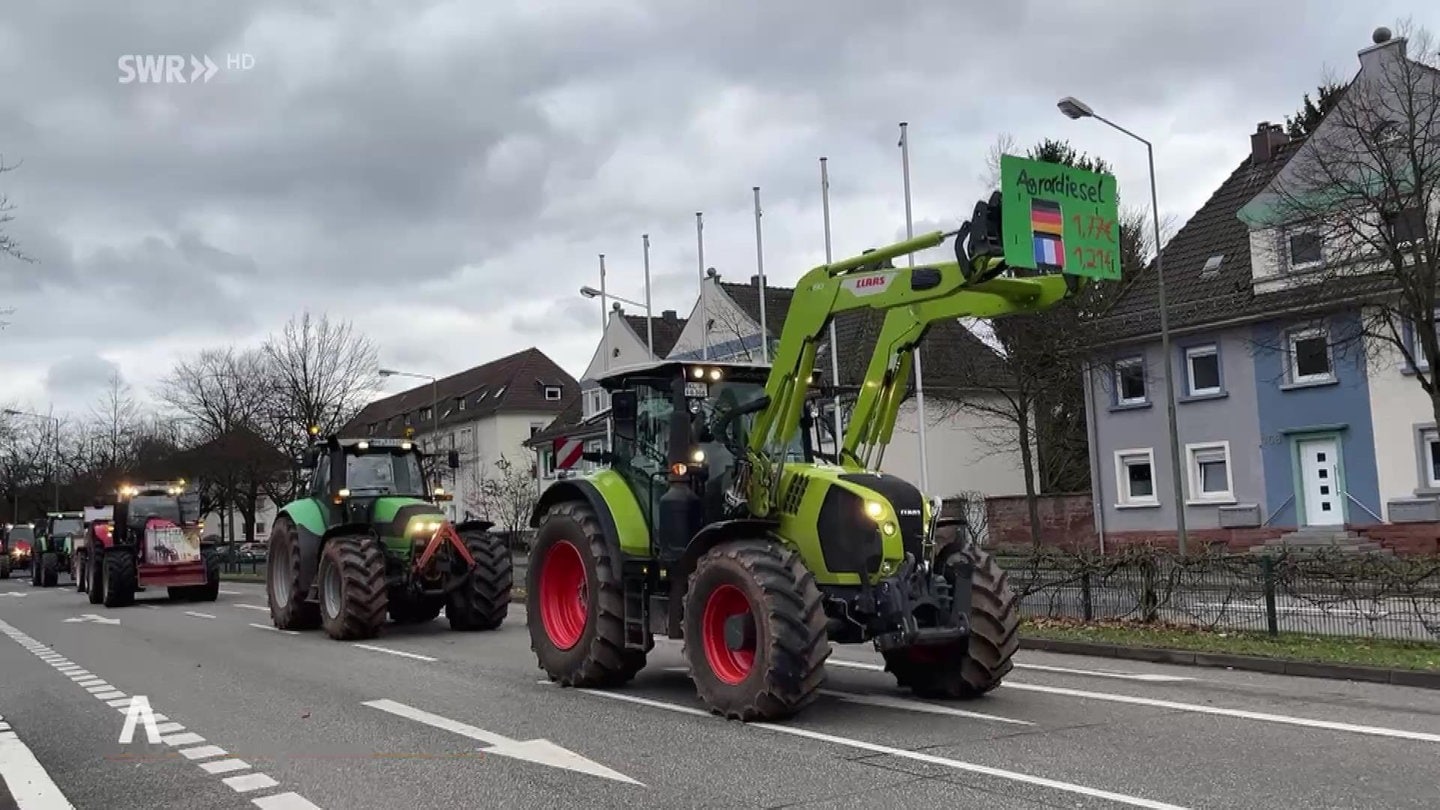 Bauerndemo Gegen Agrarpolitik Des Bundes In Kaiserslautern - SWR Aktuell