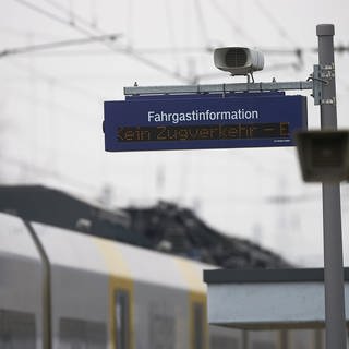 Bahnreisende in Rheinland-Pfalz und im Rhein-Main-Gebiet müssen in der kommenden Woche mit Behinderungen rechnen.