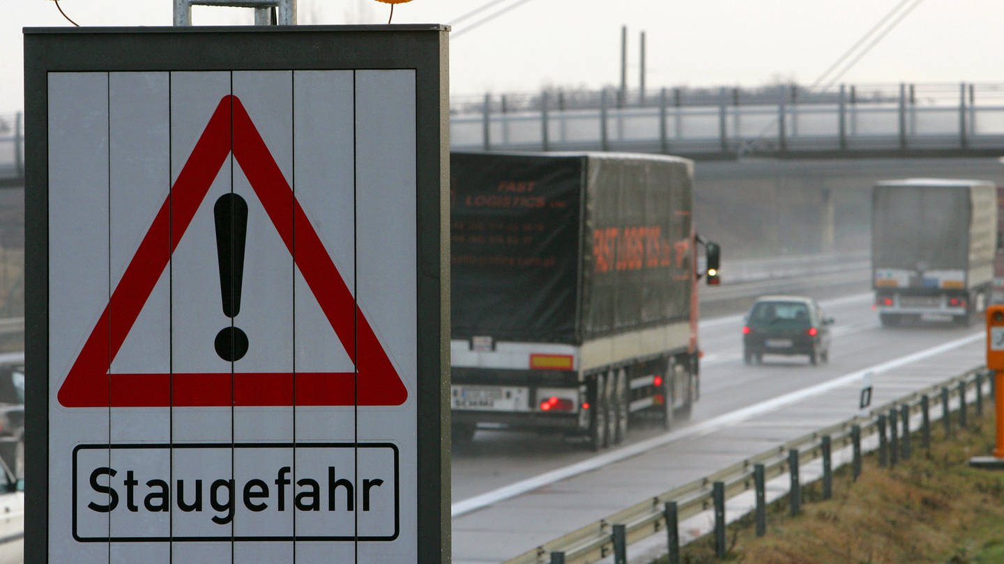 ADAC rechnet mit viel Verkehr in Rheinland-Pfalz zu Beginn der Osterferien