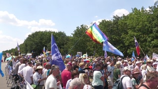 Demonstrationen vor der US-Air Base Ramstein