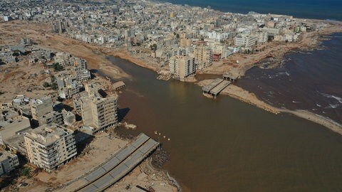 Die Stadt Derna in Libyen ist nach der Flut schwer gezeichnet. 