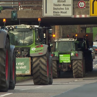 Traktoren auf den Straßen
