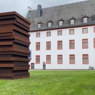 Skulptur im Ludwig Museum Koblenz