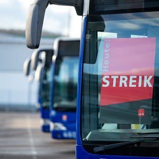 Auch in Trier streiken jetzt die Fahrer privater Busunternehmen. Aufgerufen dazu hat die Gewerkschaft ver.di.