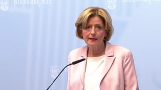 Die Ministerpräsidentin von Rheinland-Pfalz, Malu Dreyer (SPD), hat ihren Rücktritt verkündet.