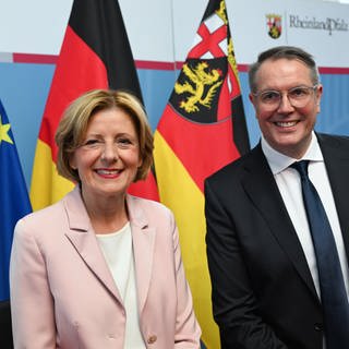Malu Dreyer hört als Ministerpräsidentin von Rheinland-Pfalz auf - Alexander Schweitzer soll ihr Nachfolger werden.