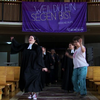 "Tanz-Flashmob" in der evangelischen Christus-Kirche in Kaiserslautern - Kirche einmal anders.