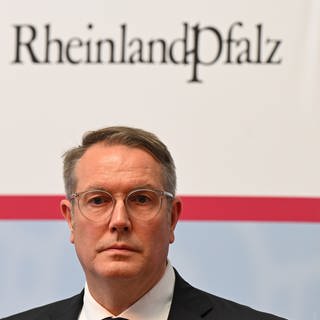 Der designierte rheinland-pfälzische Ministerpräsident Alexander Schweitzer (SPD)