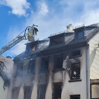 In Idar-Oberstein hat am Samstag ein Haus gebrannt. Eine Frau kam dabei ums Leben.