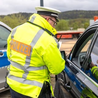 In den kommenden Tagen stellt die Polizei in RLP mehr Blitzer als üblich auf. Anlass ist eine europaweite Kontrollwoche gegen Raser.