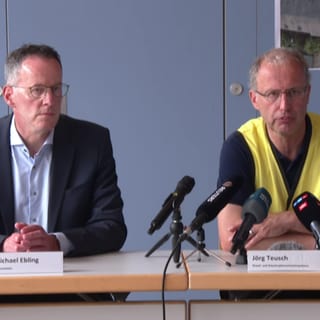 Innenminister Michael Ebling und Brand- und Katastrophenschutzinspekteur Jörg Teusch