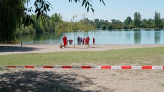 Im Binsfeldsee bei Speyer ist ein 40-jähriger Mann ertrunken. Nach ihm war stundenlang gesucht worden.