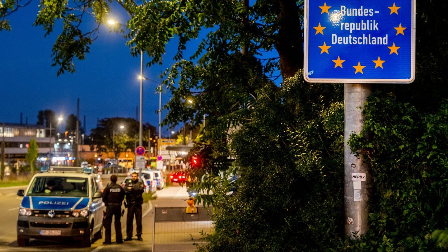 In Deutschland und RLP werden seit Montag wieder Grenzen kontrolliert. Wie geht die Polizei vor? Sind Pendler betroffen? Ein FAQ