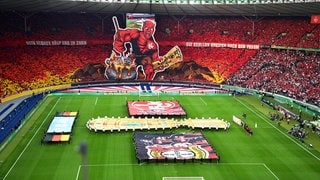 In der vergangenen Saison stand der FCK im DFB-Pokalfinale in Berlin und verlor mit 0:1 gegen den amtierenden Deutschen Meister Bayer Leverkusen.