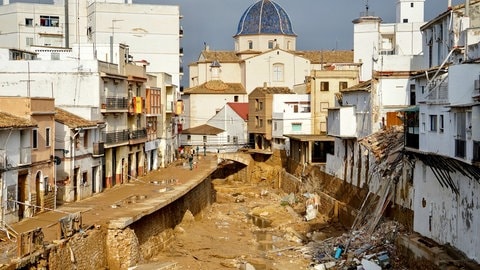 Schwere Zerstörungen durch die Flut in der Region Valencia