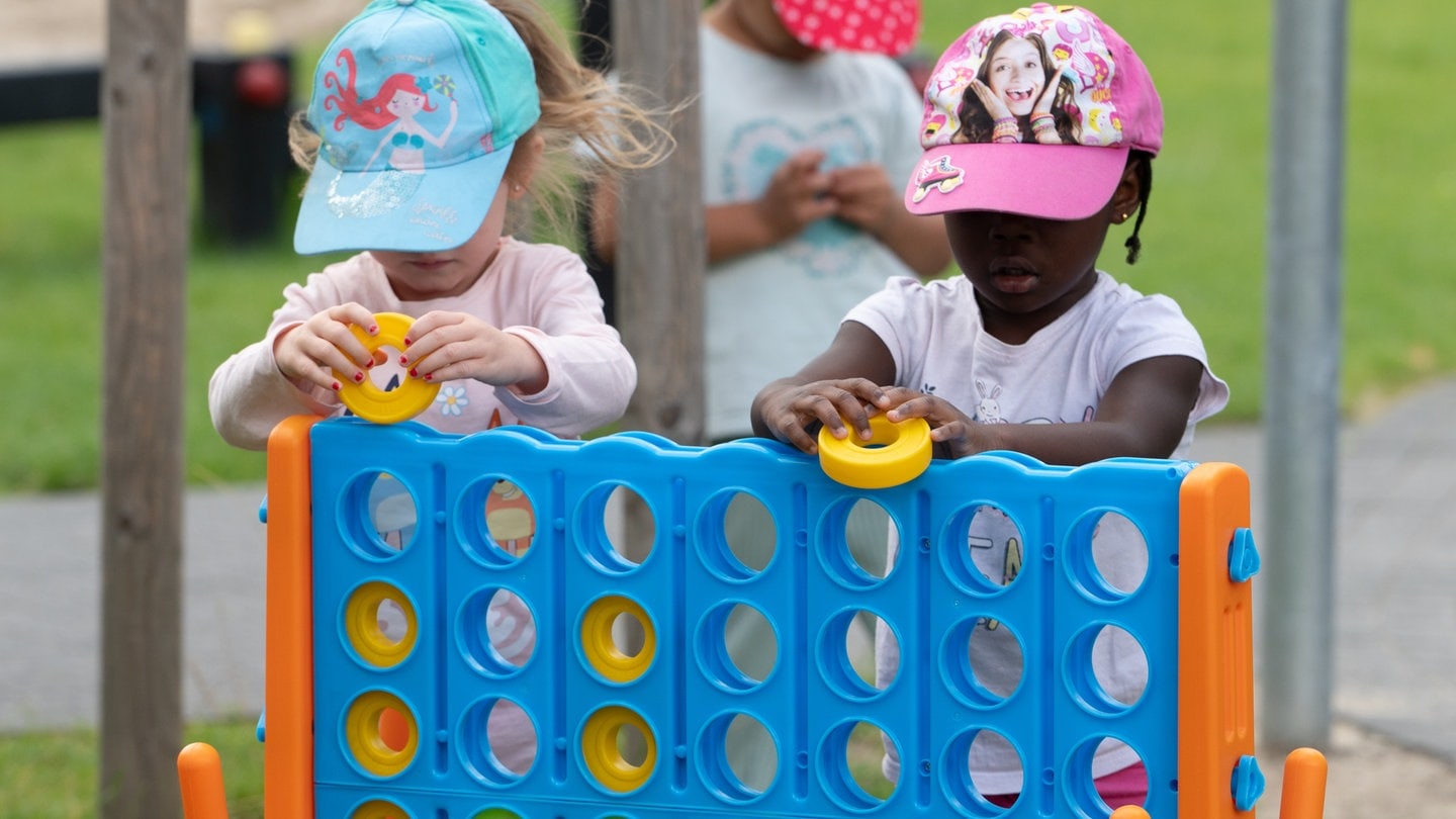 Die CDU hat Reformvorschläge vorgelegt, mit denen die Bedingungen in rheinland-pfälzischen in Kitas verbessert werden soll.