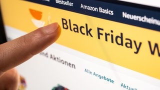 Werbung für Black-Friday-Angebote. Vorsicht vor Fakeshops!