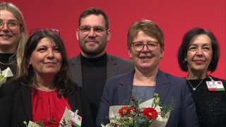 Die Bundestagsabgeordnete Tanja Machalet (2.v.r.) steht auf Platz 1 der SPD-Landesliste für die Bundestagswahl. 