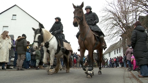 Silvesterritt in Mayen-Hausen - jahrhundertealte Tradition