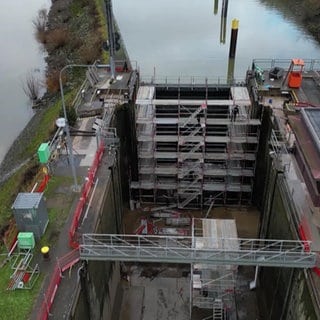 Baustelle am Schleusentor der Schleuse Müden