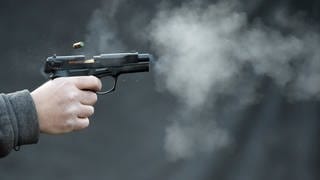 In Kaiserslautern ist am Samstag ein Schuss abgegeben worden. Die Polizei sucht nun Zeugen. 